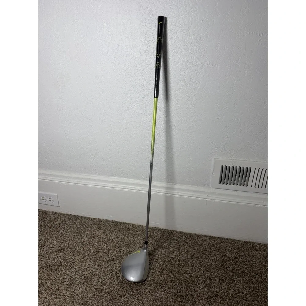 Nike Vapor Speed Junior Driver RH Youth Graphite Shaft Golf Club 35